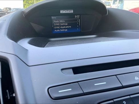 Used 2017 Ford Escape SE AWD/4WD image 23