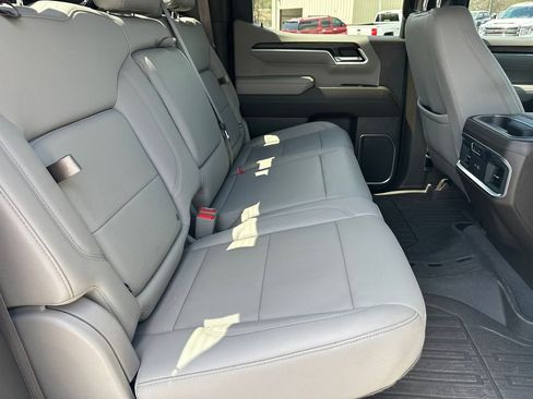 Used 2023 GMC Sierra 1500 SLT w/ SLT Premium Plus Package image 16