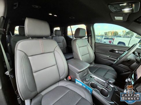 Used 2024 Chevrolet Traverse RS image 60