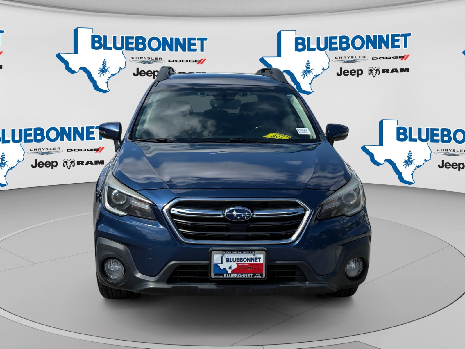 Used 2019 Subaru Outback 3.6R Limited AWD/4WD image 2