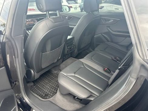 Used 2021 Audi Q8 Premium Plus w/ Premium Plus Package AWD/4WD image 9