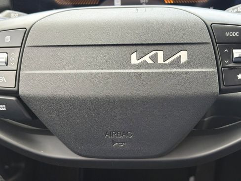 New 2026 Kia Sportage EX FWD image 21