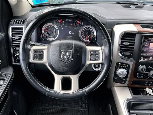 Used 2017 RAM 1500 Laramie w/ Convenience Group image 5