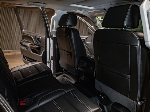 Used 2018 GMC Sierra 3500 Denali w/ Duramax Plus Package image 27