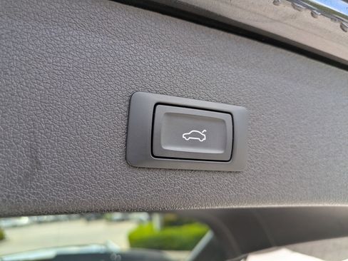 Used 2017 Audi SQ5 Premium Plus image 18