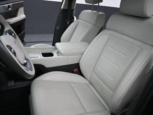 Used 2024 Hyundai Santa Fe Calligraphy AWD/4WD image 10