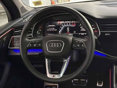 Used 2025 Audi SQ7 Premium Plus AWD/4WD image 21