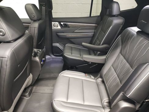 New 2026 Buick Enclave Avenir w/ Super Cruise Package image 28