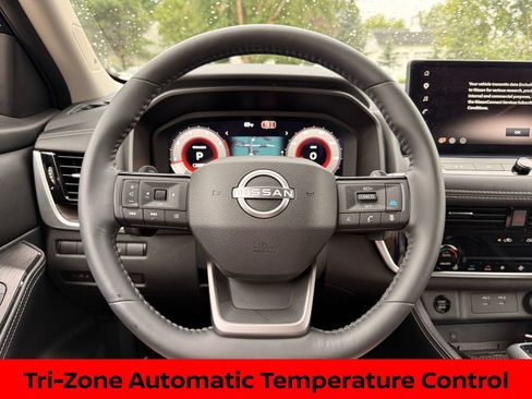 Certified 2026 Nissan Rogue Platinum w/ Platinum Premium Package AWD/4WD image 15