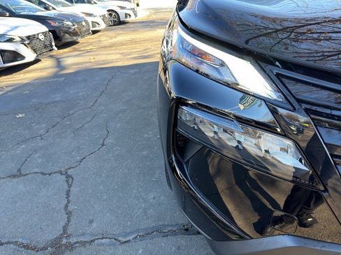 New 2026 Nissan Rogue SV image 10