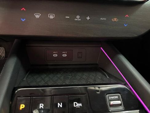 Certified 2025 Nissan Murano SL AWD/4WD image 15