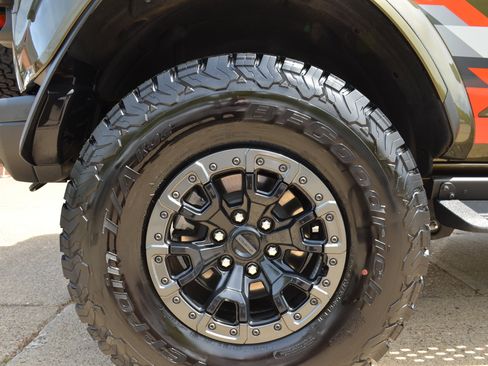 Used 2024 Ford Bronco Raptor AWD/4WD image 20