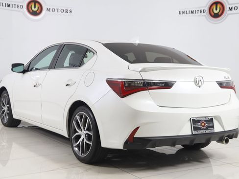 Used 2019 Acura ILX FWD image 4