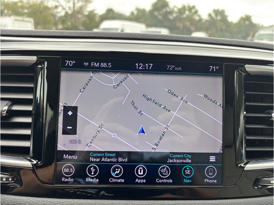 Used 2018 Chrysler Pacifica Limited FWD image 26