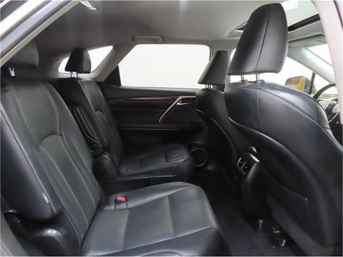 Used 2018 Lexus RX 450hL Luxury image 24