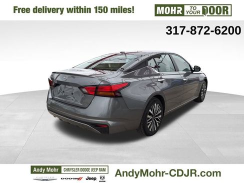 Used 2024 Nissan Altima 2.5 SV image 7