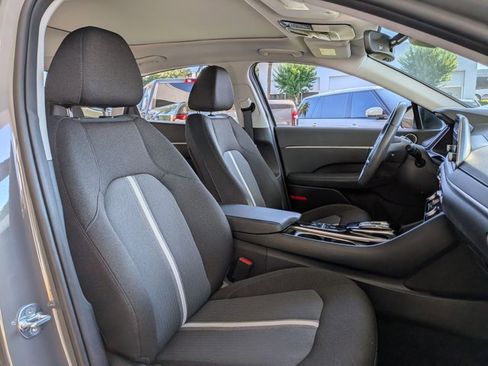 Used 2021 Hyundai Sonata SEL w/ Convenience Package FWD image 17