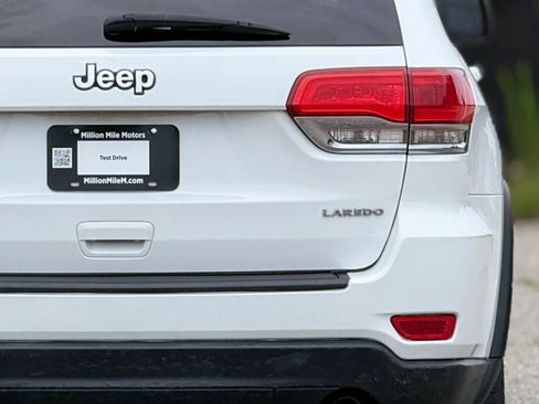 Used 2014 Jeep Grand Cherokee Laredo w/ Security & Convenience Group AWD/4WD image 14