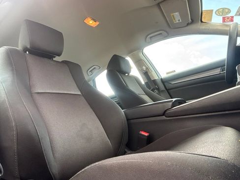 Used 2018 Honda Accord LX image 24
