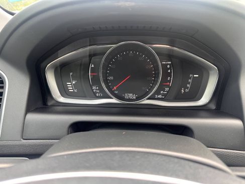 Used 2017 Volvo XC60 T6 Dynamic w/ Preferred Option Package AWD/4WD image 22