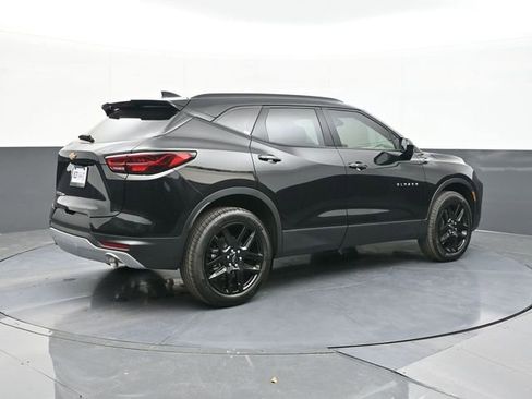 New 2026 Chevrolet Blazer LT w/ Convenience Package AWD/4WD image 14