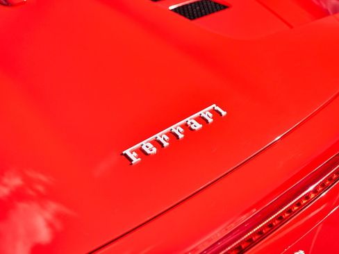 Used 2012 Ferrari 458 Spider RWD image 12