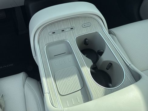 Used 2026 Hyundai Palisade Calligraphy image 30