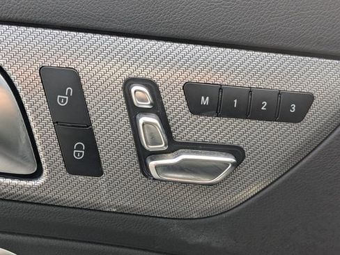 Used 2018 Mercedes-Benz SLC 300 image 17