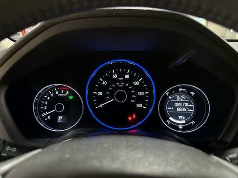 Used 2017 Honda HR-V EX-L image 32