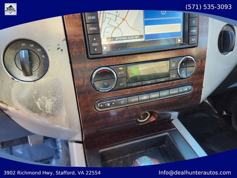 Used 2010 Ford Expedition Limited AWD/4WD image 32