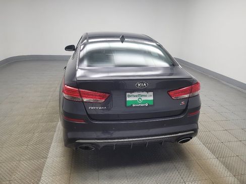 Used 2019 Kia Optima S FWD image 6