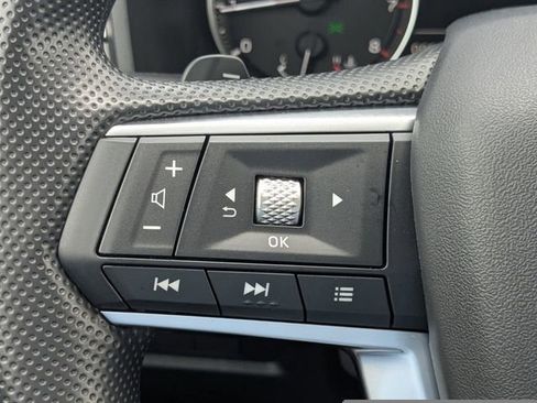 New 2026 Mitsubishi Outlander ES FWD image 24