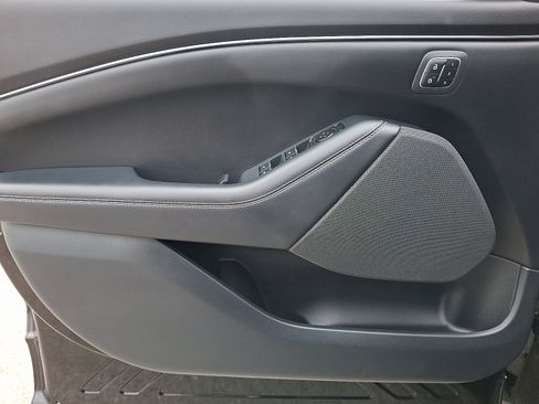 Used 2025 Ford Mustang Mach-E Select AWD/4WD image 12