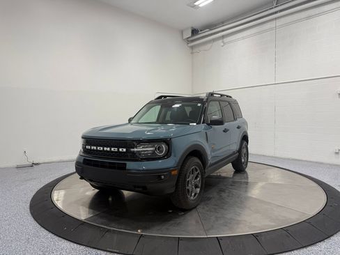 Used 2023 Ford Bronco Sport Badlands image 3