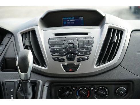 Used 2015 Ford Transit 150 XLT image 23