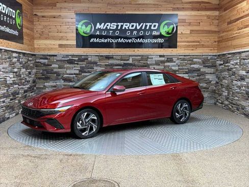 New 2026 Hyundai Elantra Limited FWD image 5