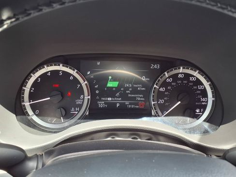 Used 2026 Toyota Highlander XLE AWD/4WD image 34