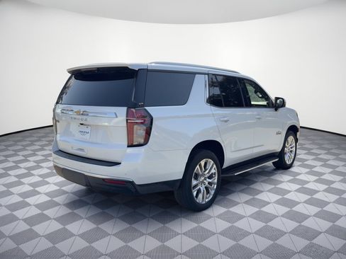 Used 2021 Chevrolet Tahoe LT w/ LT Signature Package RWD image 9