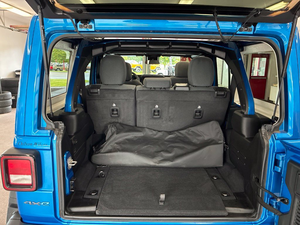 Certified 2024 Jeep Wrangler Unlimited AWD/4WD image 25