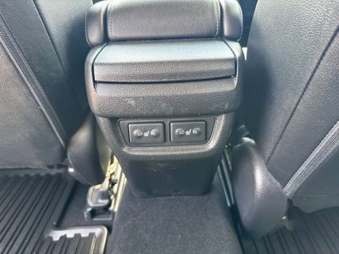Used 2019 Honda Civic Touring image 22