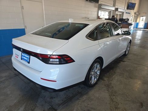 Used 2023 Honda Accord LX image 6