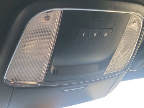Used 2023 Dodge Charger R/T RWD image 17