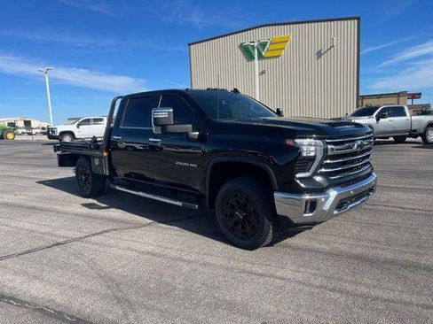 Used 2024 Chevrolet Silverado 2500 LTZ w/ LTZ Plus Package image 3