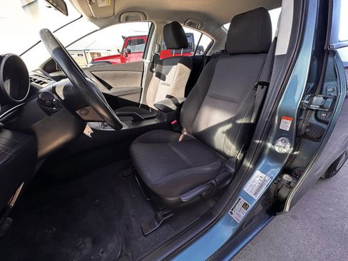 Used 2011 MAZDA MAZDA3 i Sport image 9