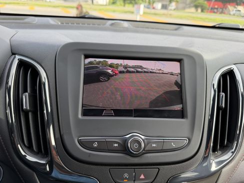 Used 2024 Chevrolet Equinox RS AWD/4WD image 19