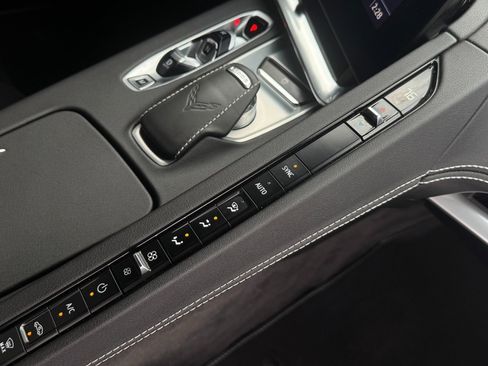 Used 2023 Chevrolet Corvette Stingray Convertible image 38