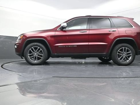 Used 2018 Jeep Grand Cherokee Limited AWD/4WD image 34
