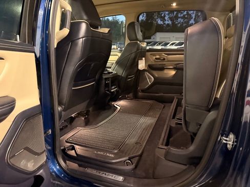 Used 2021 RAM 1500 Limited AWD/4WD image 15
