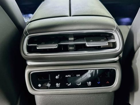 New 2027 Genesis GV80 3.5T e-SC AWD/4WD image 18