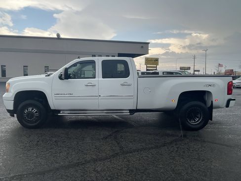 Used 2011 GMC Sierra 3500 Denali image 5